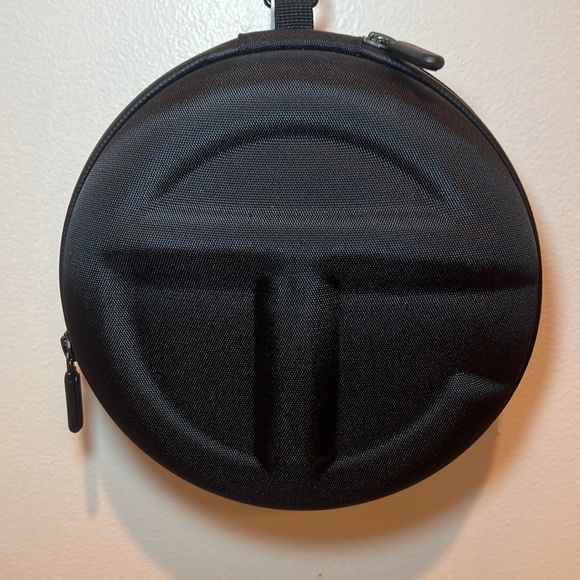 TELFAR Medium Circle Bag - Black - Picture 2 of 6